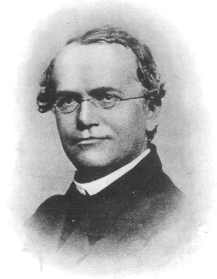 Gregor Mendel, on a plate published by The American Breeders Magazine in 1910.